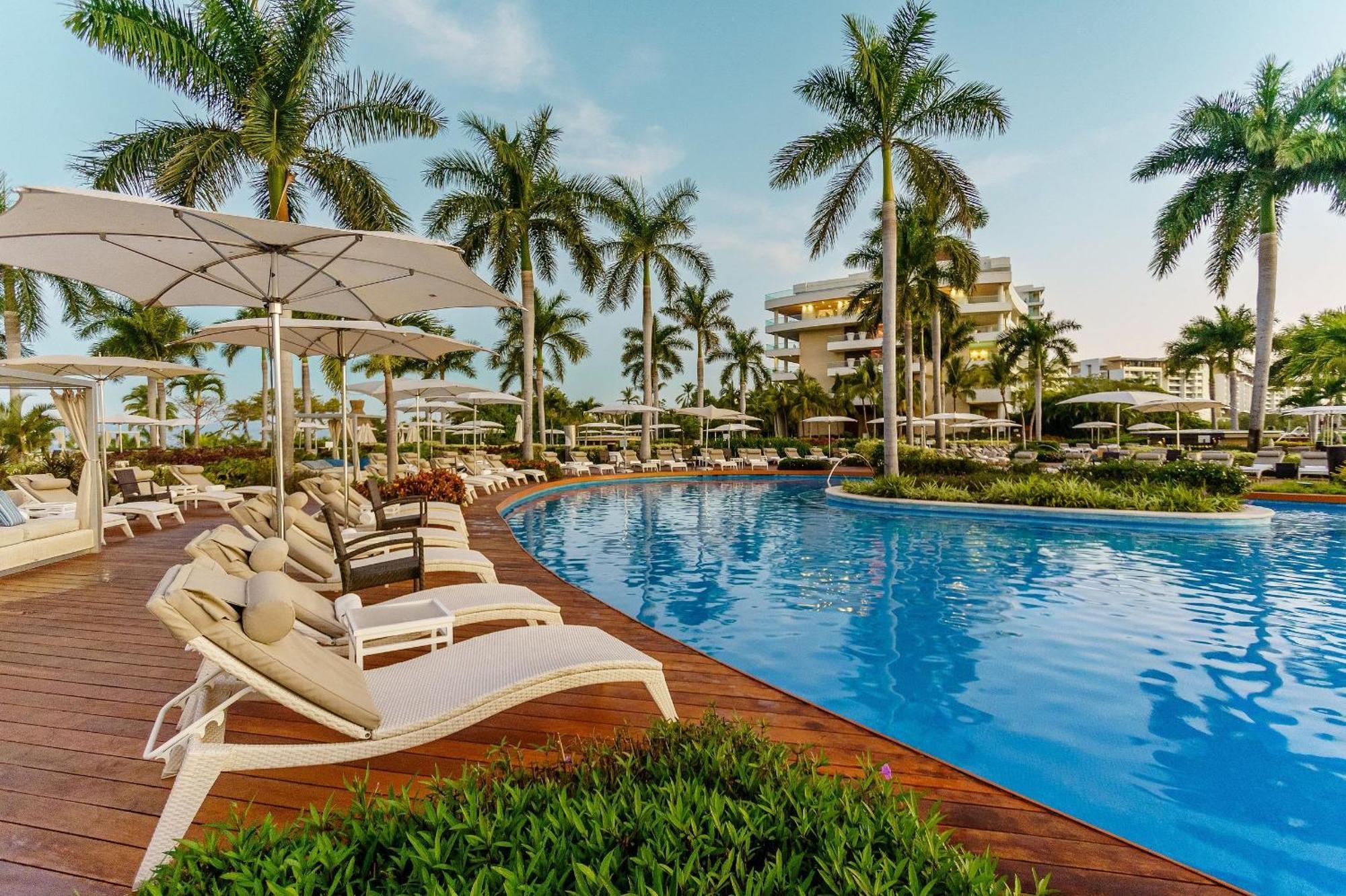 The Grand Luxxe Three Bedroom Spa Suite Nuevo Vallarta Esterno foto